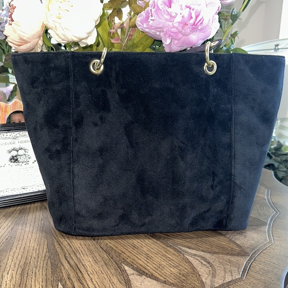 Velvet juicy couture tote 👜✨🩷 - Picture 3 of 4